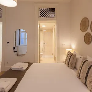flh-downtown-central-boho-flat.hotels-lisbon-portugal.com/