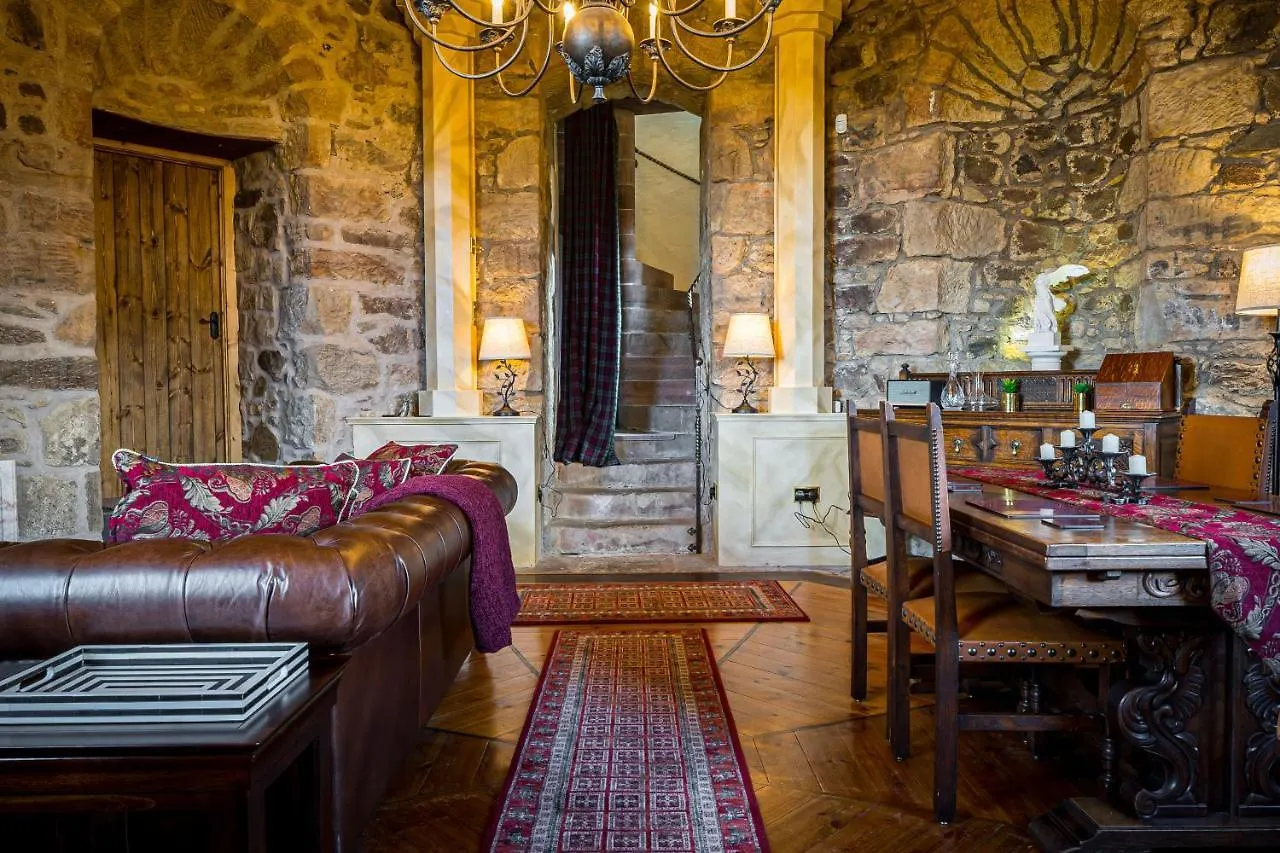 Holiday home Craigiehall Temple Edinburgh